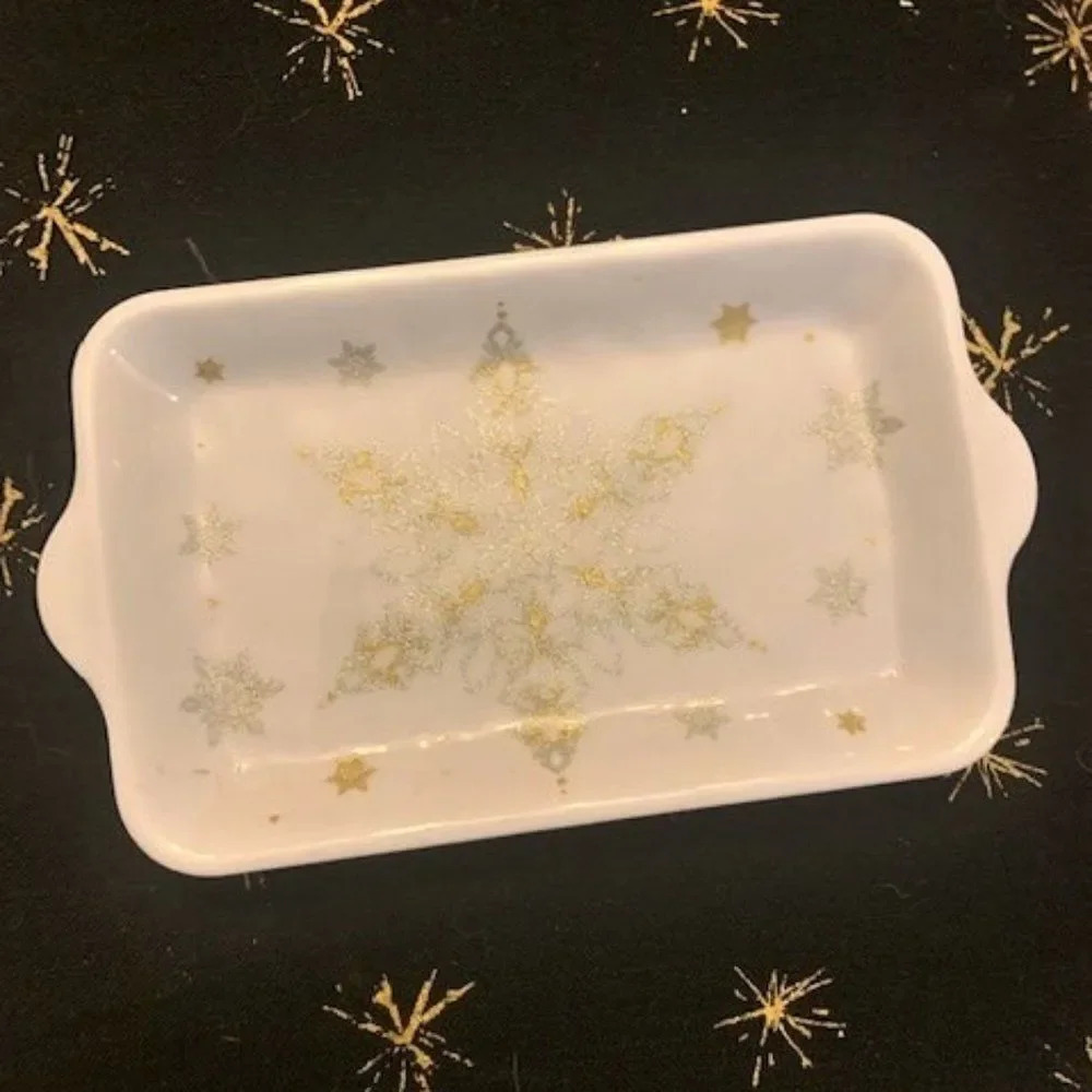 Snowflake trinket tray EUC